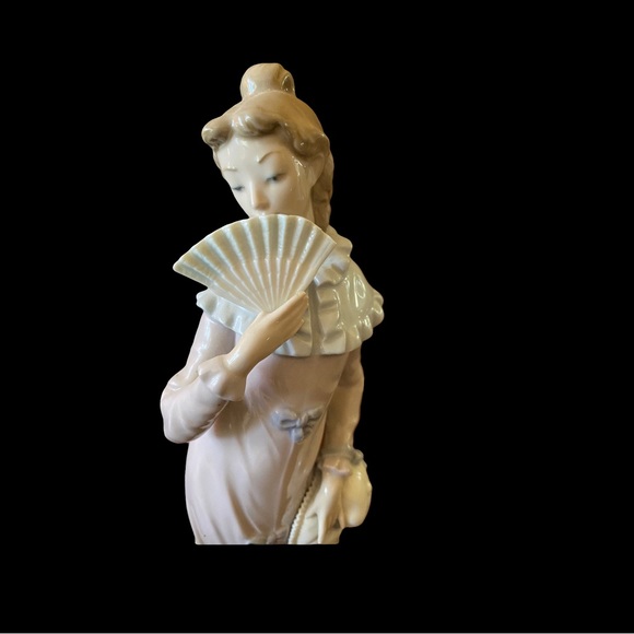 NAO BY LLADRO LADY /FAN - Picture 2 of 8